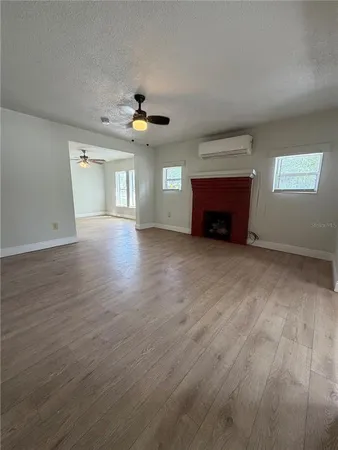 $1,950 | 443 McFall Avenue, Orlando, FL 32805