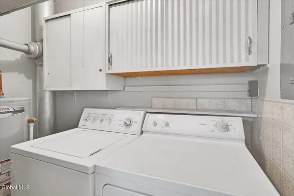 $199,900 | 62 Mary Hadge Drive, Schenectady, NY 12309