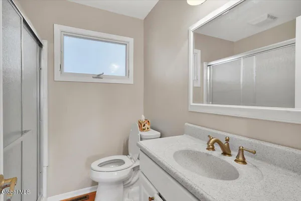 $199,900 | 62 Mary Hadge Drive, Schenectady, NY 12309