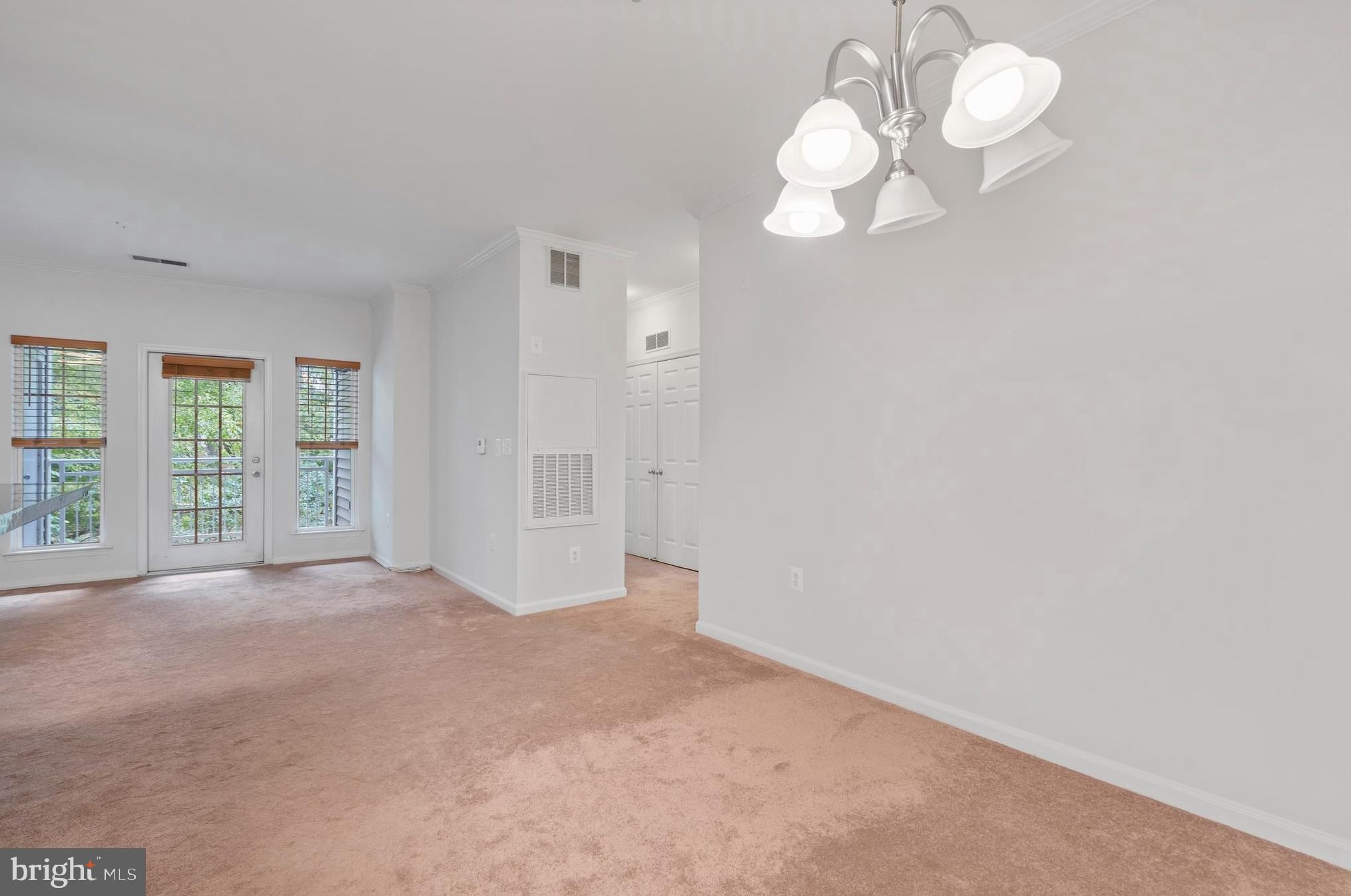 1509 North Point Drive, Unit 103 Reston, VA 20194 - Photo 13 of 33 Dining Room