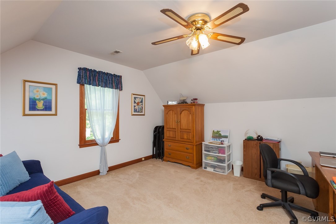 9212 Cattail Road Chesterfield, VA 23838 - Photo 29 of 47 a workspace with furniture and window