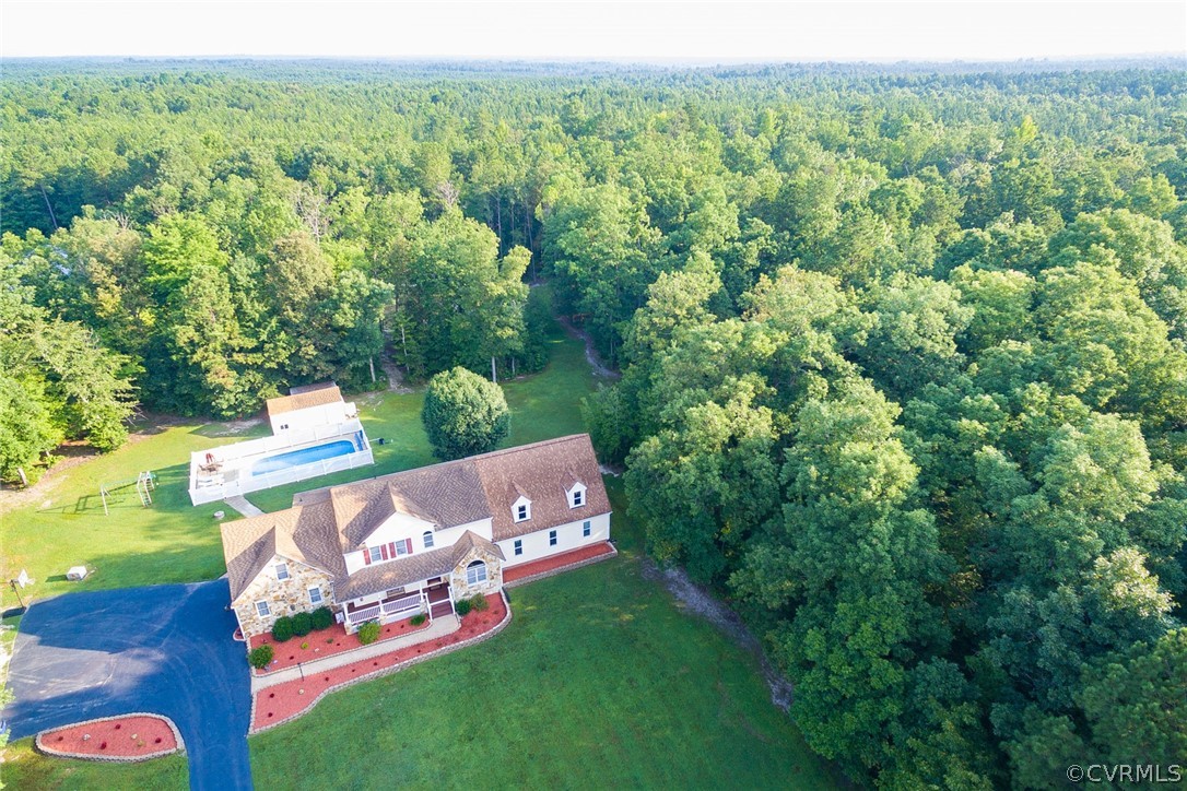 9212 Cattail Road Chesterfield, VA 23838 - Photo 4 of 47 an outdoor view of garden