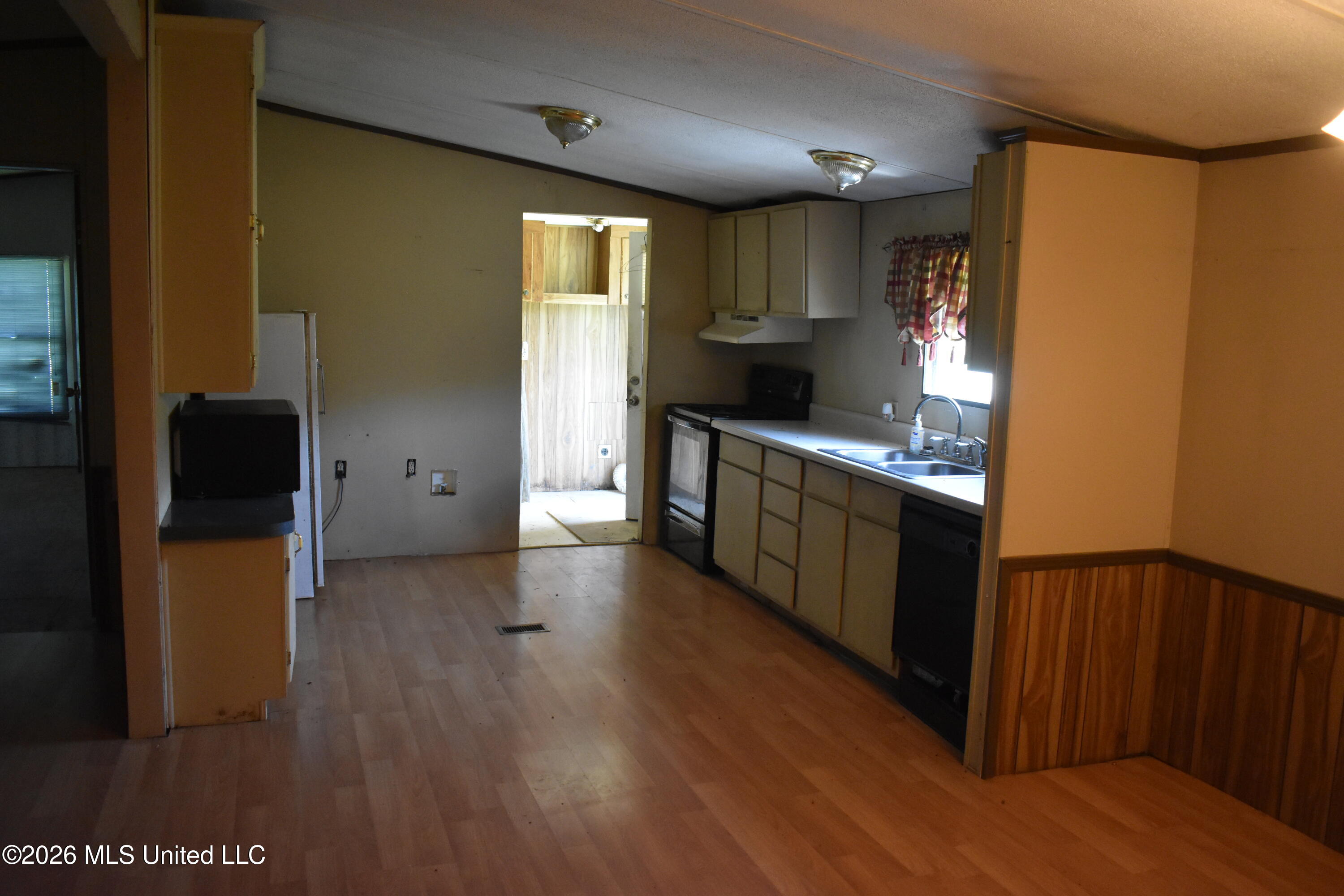 951 South Mt Zion Road Byhalia, MS 38611 - Photo 35 of 51 DSC_0033