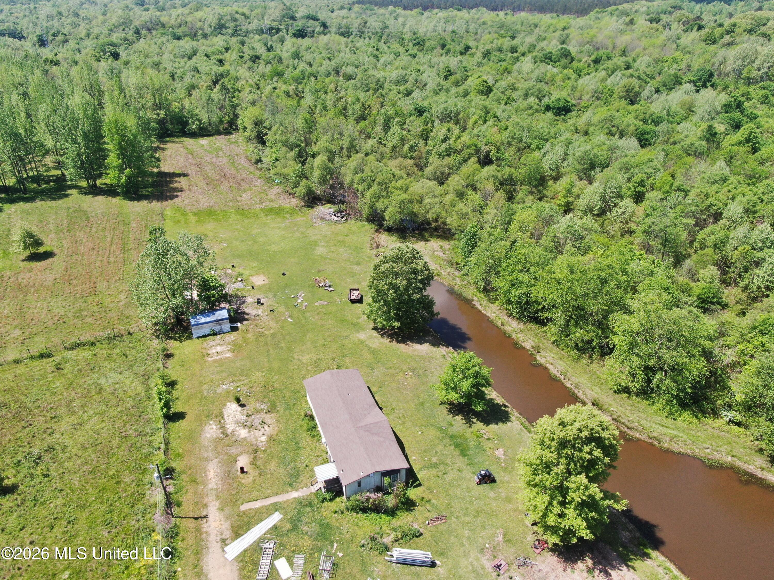 951 South Mt Zion Road Byhalia, MS 38611 - Photo 7 of 51 DJI_0968