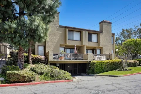 $565,000 | 849 East Victoria Street, Unit 403, Carson, CA 90746