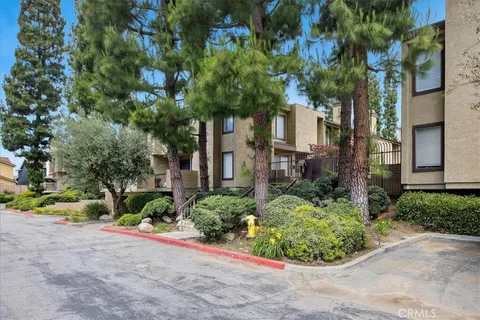$565,000 | 849 East Victoria Street, Unit 403, Carson, CA 90746