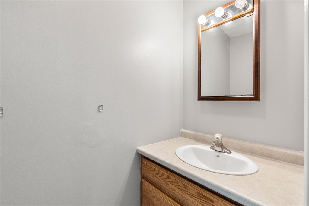 111 Beach Road, Unit 9 Salisbury, MA 01952 - Photo 17 of 42