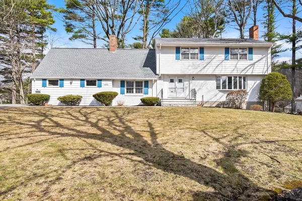 $875,000 | 26 Ledgewood Drive, Danvers, MA 01923