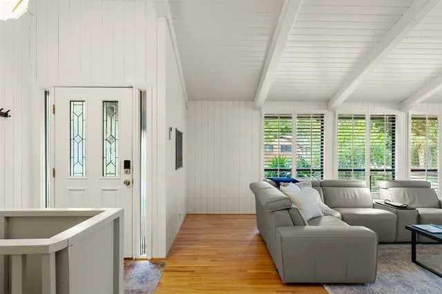 $599,000 | 315 Sweet Bay Avenue, New Smyrna Beach, FL 32168