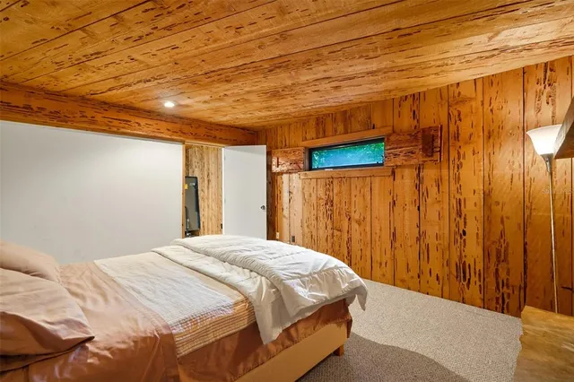 $599,000 | 315 Sweet Bay Avenue, New Smyrna Beach, FL 32168