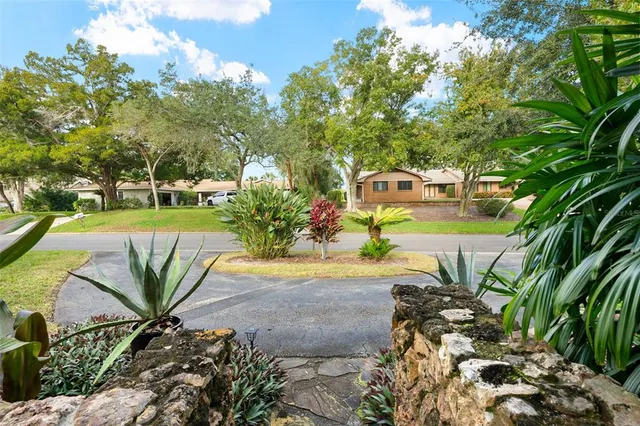 $599,000 | 315 Sweet Bay Avenue, New Smyrna Beach, FL 32168