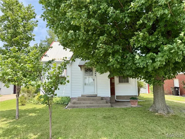 $98,000 | 408 North Kingshighway Street, Perryville, MO 63775