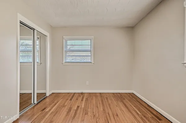 $315,000 | 115 Edgefield Road, Bristol, TN 37620