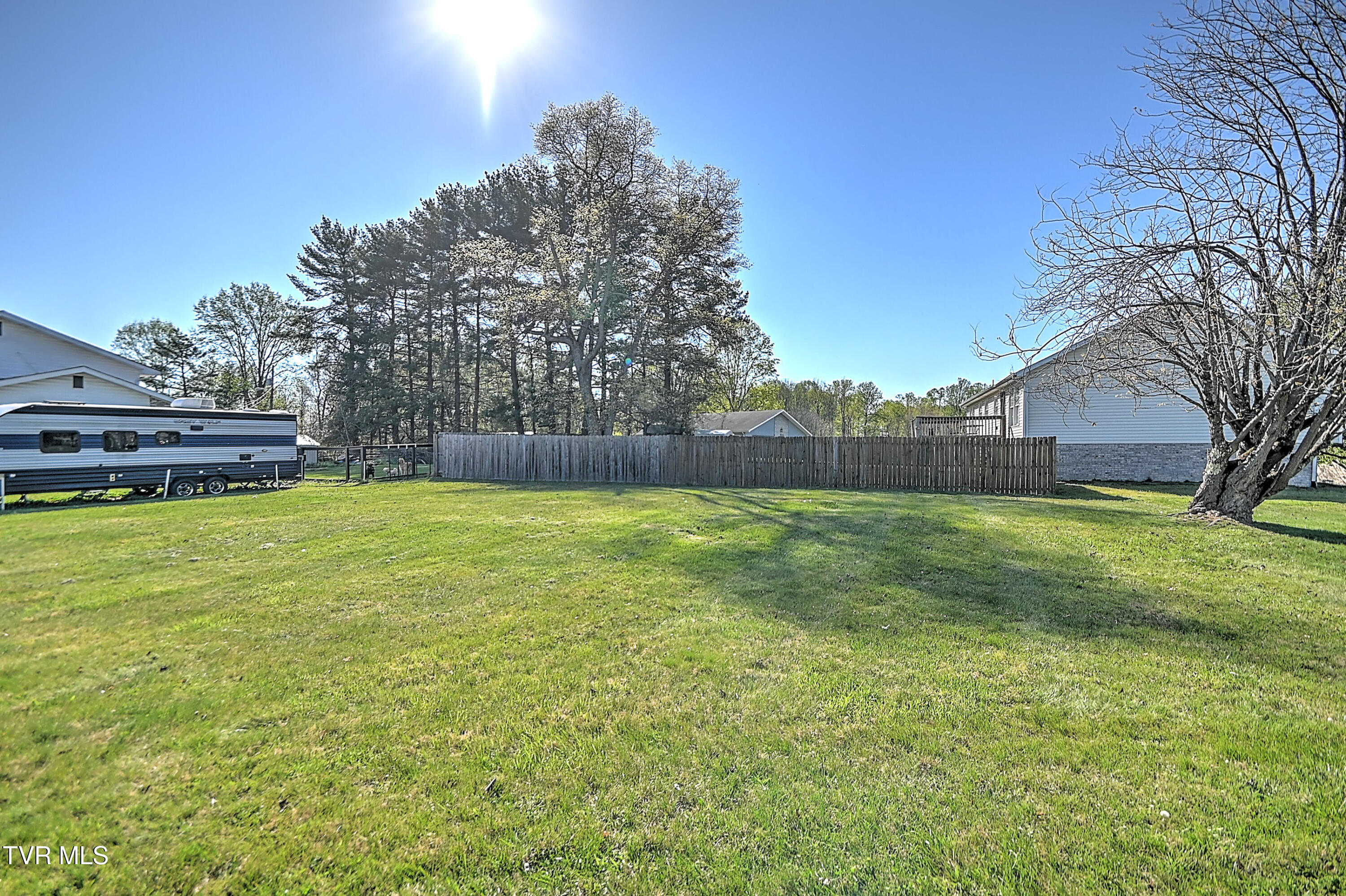 115 Edgefield Road Bristol, TN 37620 - Photo 28 of 36 115 Edgefield JC-31