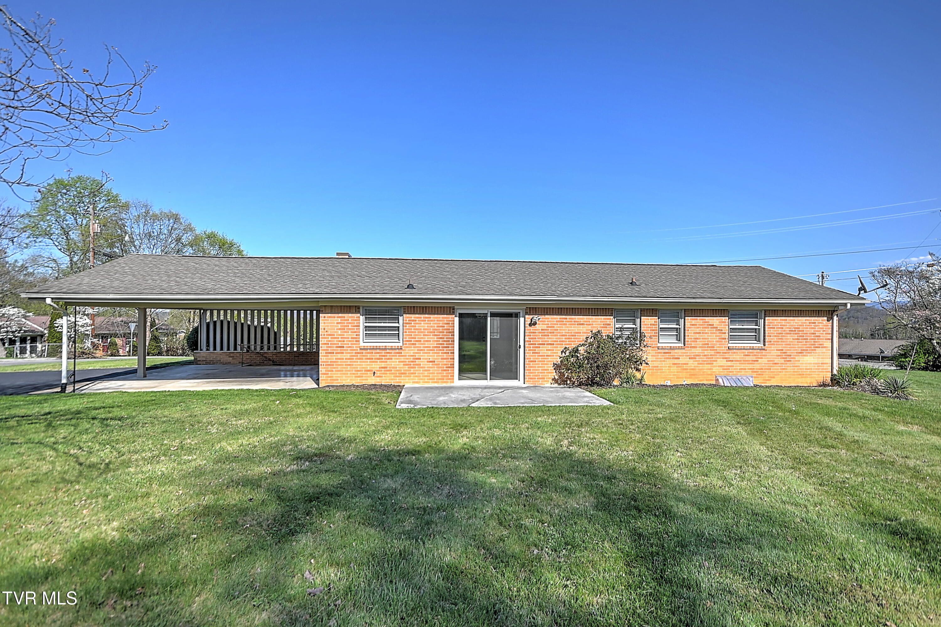 115 Edgefield Road Bristol, TN 37620 - Photo 30 of 36 115 Edgefield JC-34