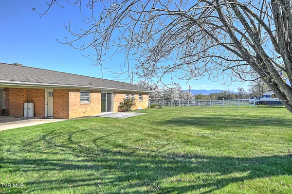 $315,000 | 115 Edgefield Road, Bristol, TN 37620