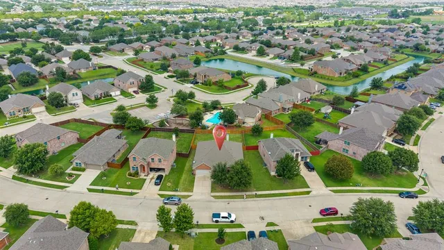 $385,000 | 5640 Lincolnwood Drive, Prosper, TX 75078