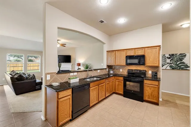 $385,000 | 5640 Lincolnwood Drive, Prosper, TX 75078