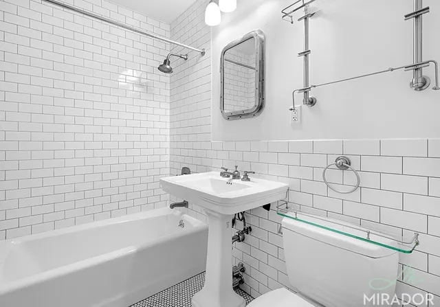 $5,900 | 127 4th Avenue, Unit 4B | Greenwich Village