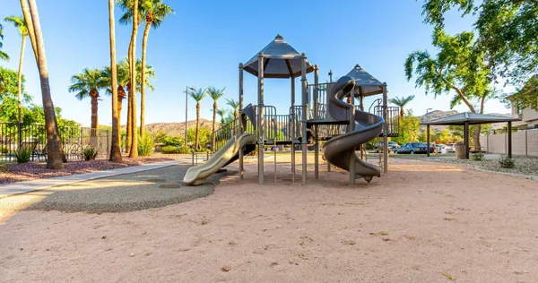 $1,850 | 2837 East Dunbar Drive, Phoenix, AZ 85042