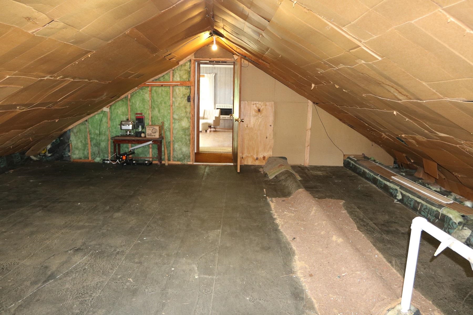 9920 West Monroe Road Elwell, MI 48832 - Photo 32 of 41 1904363-31.JPG