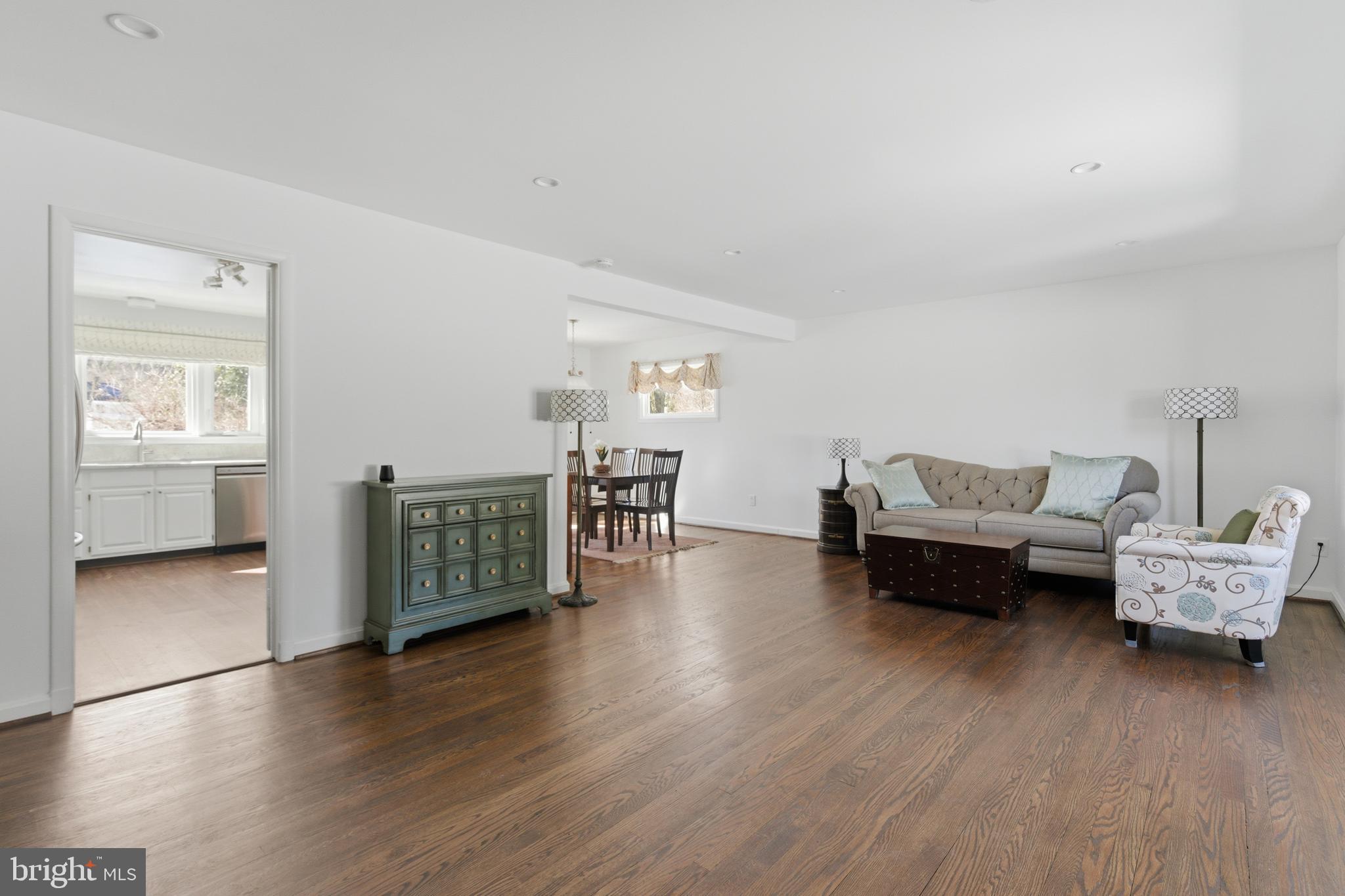 5020 Alta Vista Road Bethesda, MD 20814 - Photo 5 of 41 a living room with furniture and wooden floor