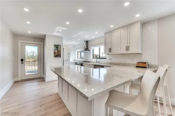 $1,650,000 | 1408 Beach Cottages, Captiva, FL 33924