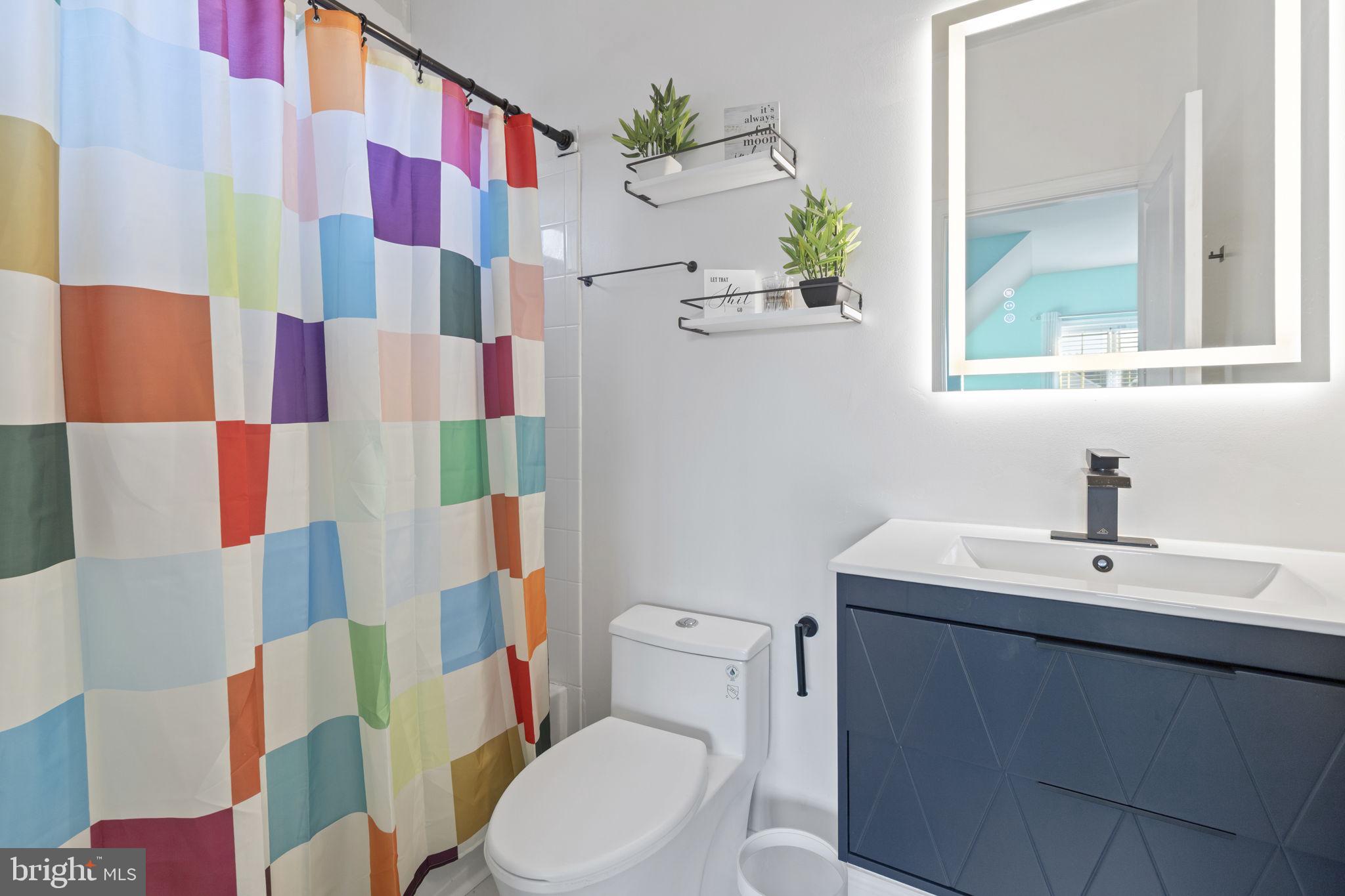 745 Dowers Road Abingdon, MD 21009 - Photo 42 of 61 Bathroom off bedroom 4