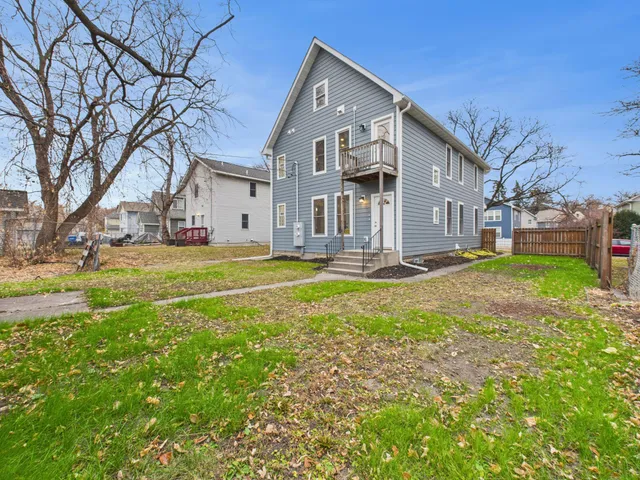 $200,000 | 1933 Hillside Avenue North, Minneapolis, MN 55411