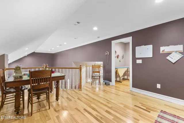 $1,400,000 | 380 Fishers Loop, Sharps Chapel, TN 37866