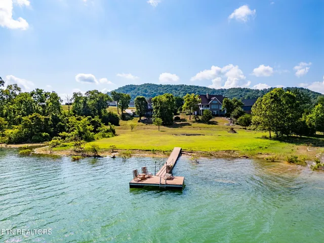 $1,400,000 | 380 Fishers Loop, Sharps Chapel, TN 37866