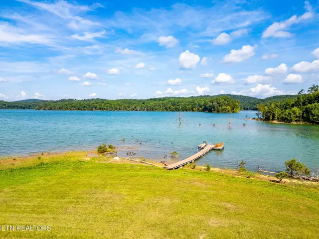 $1,400,000 | 380 Fishers Loop, Sharps Chapel, TN 37866