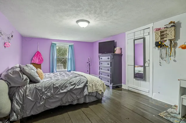 $339,500 | 147 Sloan Branch Road, Pleasant Shade, TN 37145