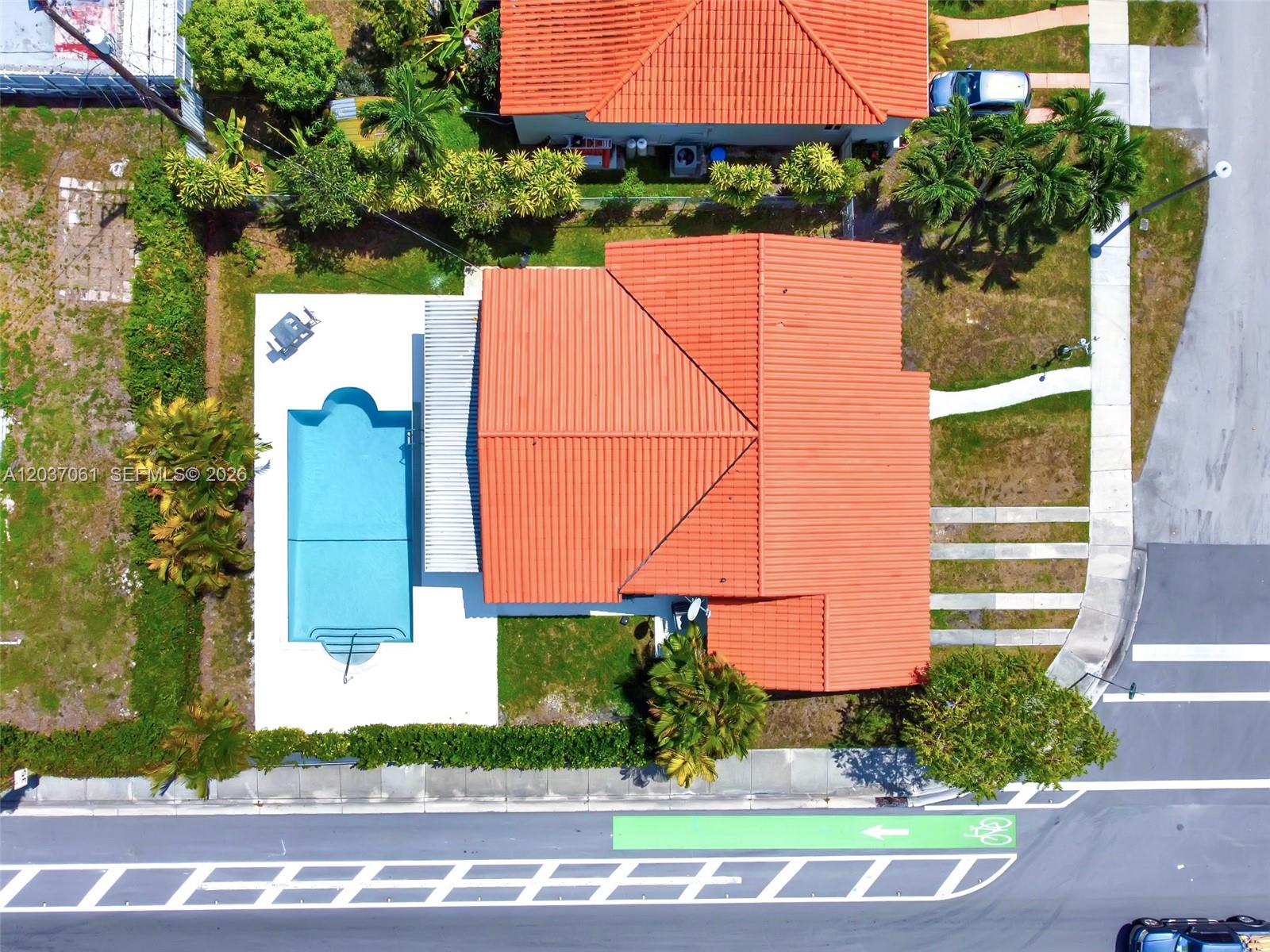 2195 Southwest 25th Terrace Miami, FL 33133 - Photo 22 of 86