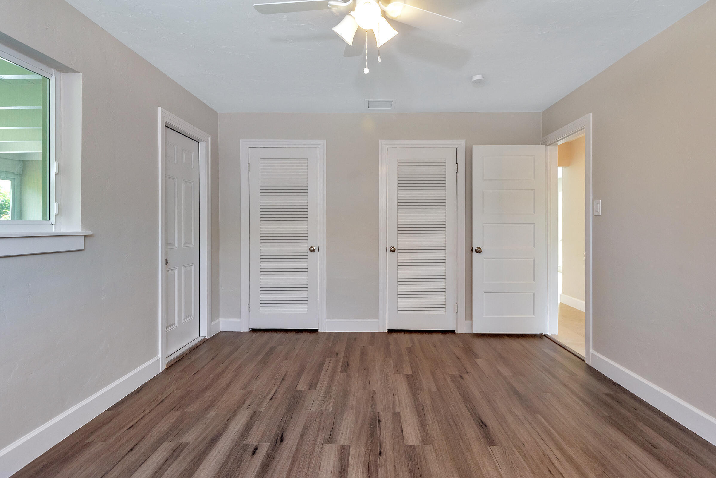 2001 Collier Avenue Lake Worth, FL 33461 - Photo 14 of 21 20210907112639701677000000-o