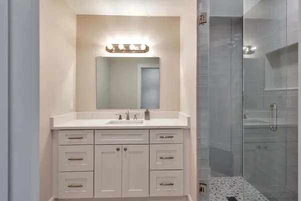 $3,500 | 2001 Collier Avenue, Lake Worth, FL 33461