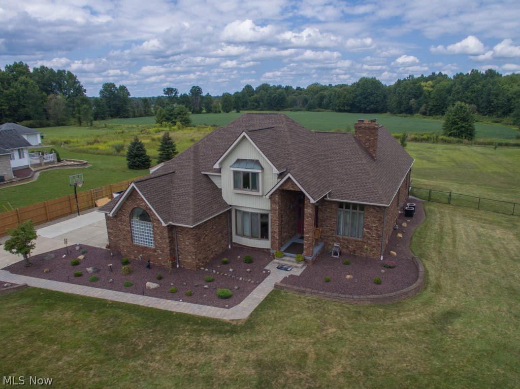 2892 Hallock Young Road Warren, OH 44481 - Photo 1 of 34 Gallery Image 1