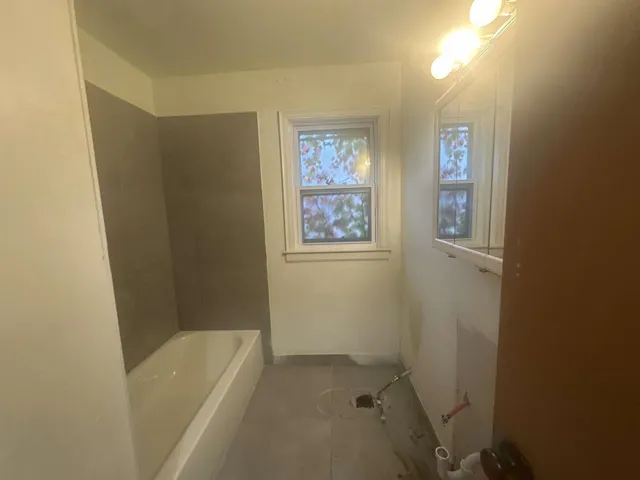 $99,700 | 18498 Vaughan Street, Detroit, MI 48219