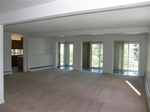 175 Killdeer Road Webster, MA 01570 - Photo 9 of 30 Gallery Image 9