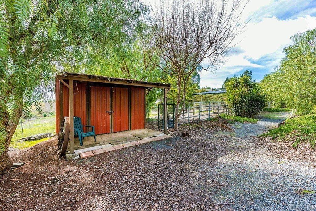 1603 Pepper Tree Place Fallbrook, CA 92028 - Photo 40 of 42