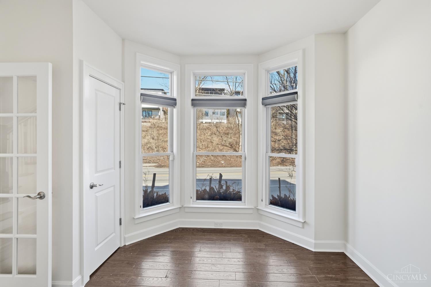 3003 Riverside Drive Cincinnati, OH 45226 - Photo 6 of 65 Bay window bump-out overlooking Riverside Drive.