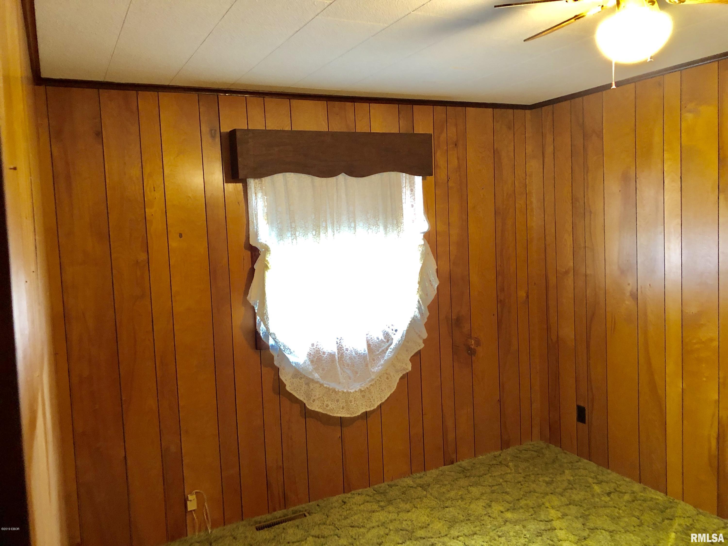 502 West Patton Valier, IL 62891 - Photo 23 of 32 Gallery Image 23