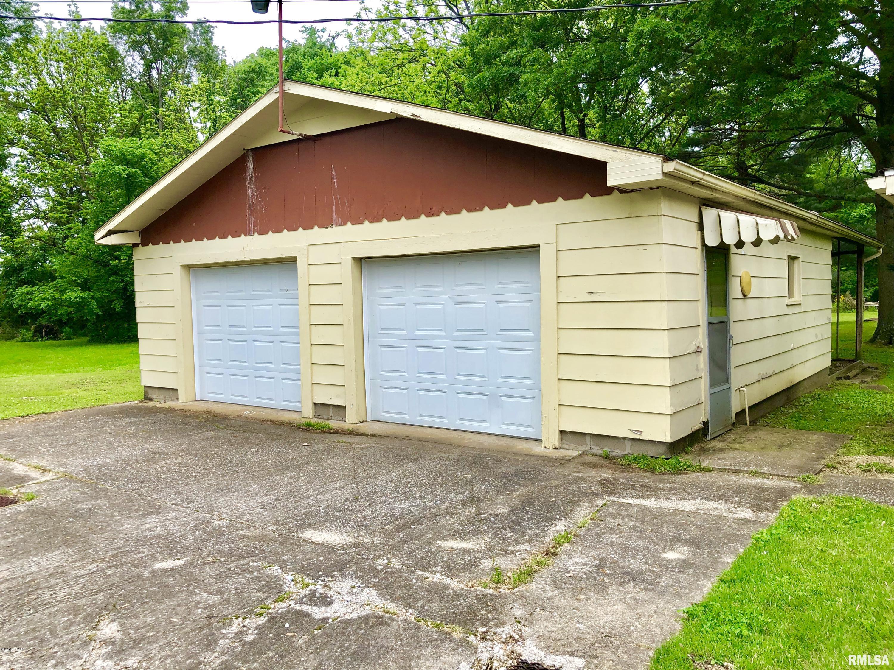 502 West Patton Valier, IL 62891 - Photo 28 of 32 Gallery Image 28