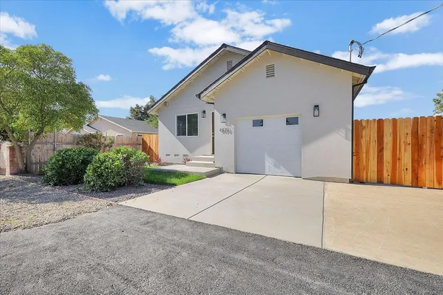 $420,000 | 4470 College Way, Olivehurst, CA 95961