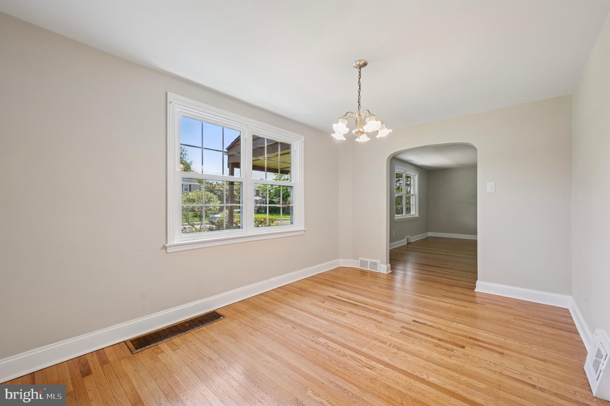 220 Farnham Road Havertown, PA 19083 - Photo 7 of 26
