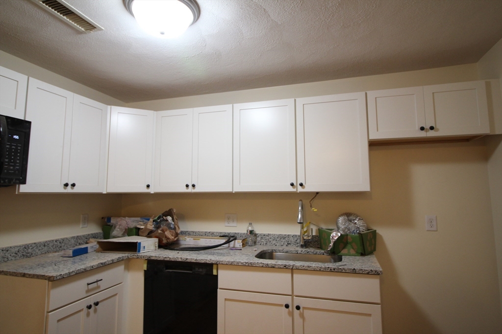 132 Tyngsboro Road, Unit 5 Chelmsford, MA 01863 - Photo 2 of 12