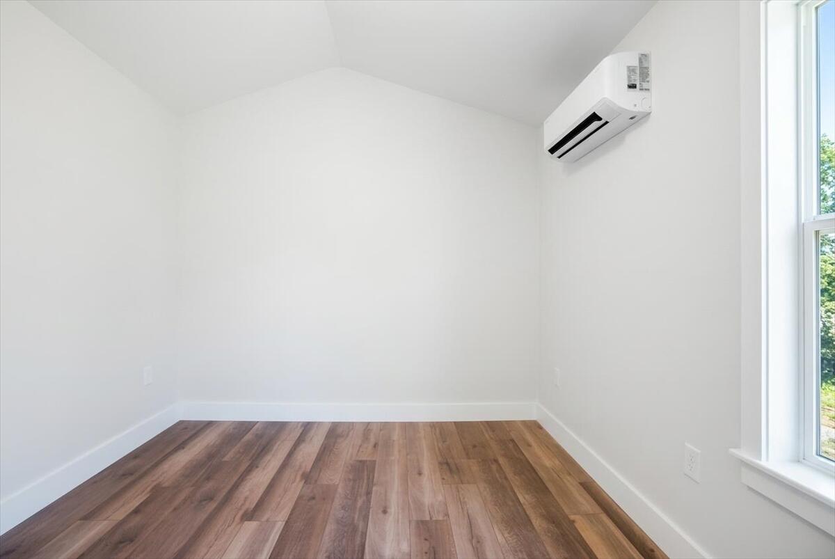 321 Pownal Road Freeport, ME 04032 - Photo 84 of 114 085-2026-04-07_Heather Roy_321 Pownal Rd