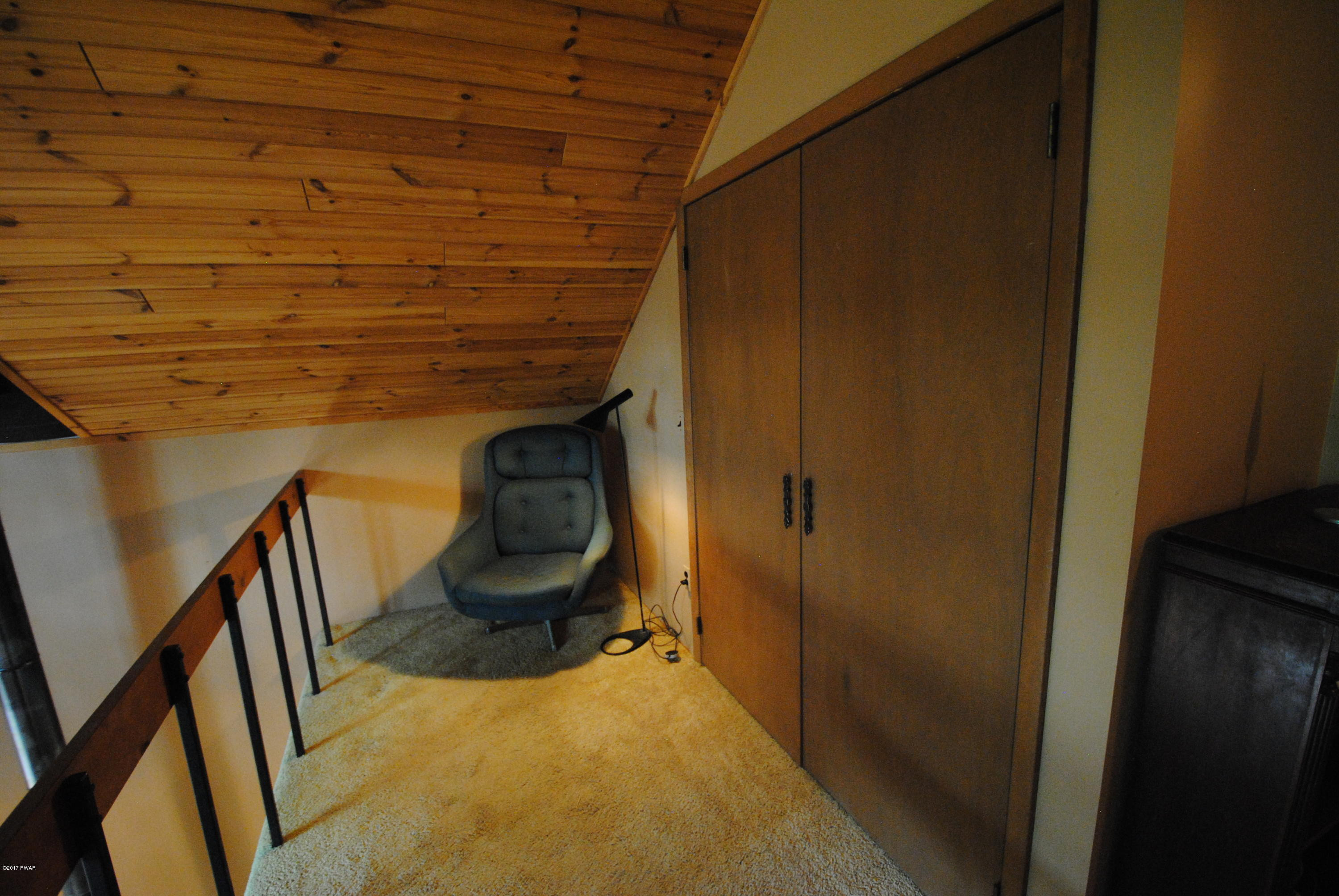 104 Cedar Ridge Road Hawley, PA 18428 - Photo 15 of 36