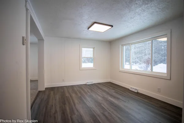 $275,000 | 1861 East Monroe Street, White Cloud, MI 49349