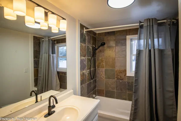 $275,000 | 1861 East Monroe Street, White Cloud, MI 49349